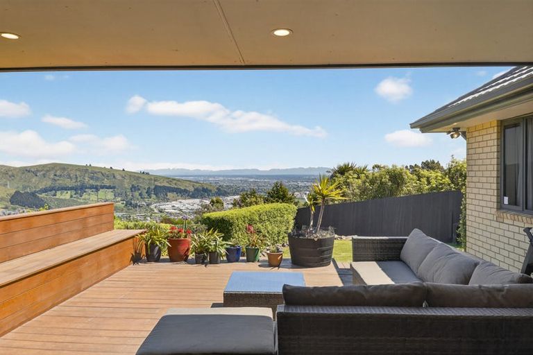 Photo of property in 46 Rockview Place, Mount Pleasant, Christchurch, 8081