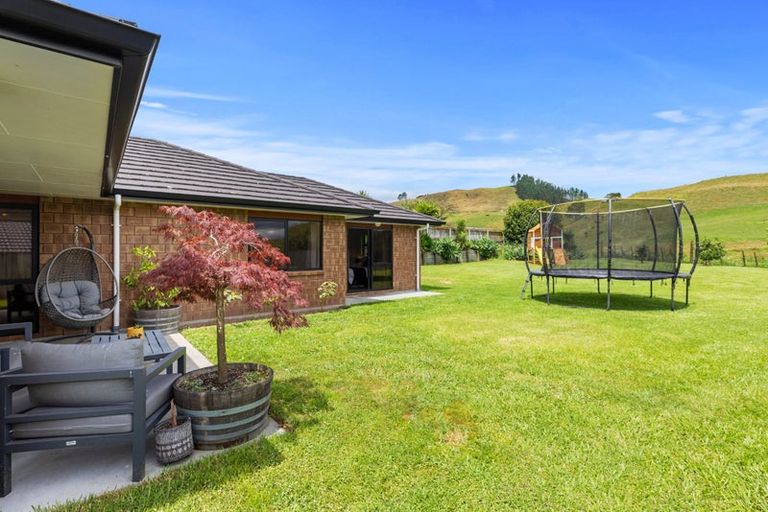Photo of property in 182 Ballintoy Park Drive, Welcome Bay, Tauranga, 3175