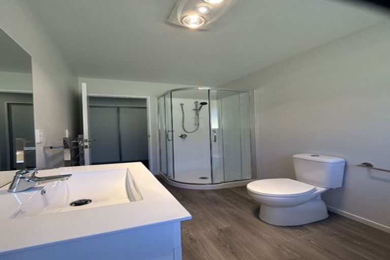 Photo of property in 12 Applegrove Crescent, Belfast, Christchurch, 8051