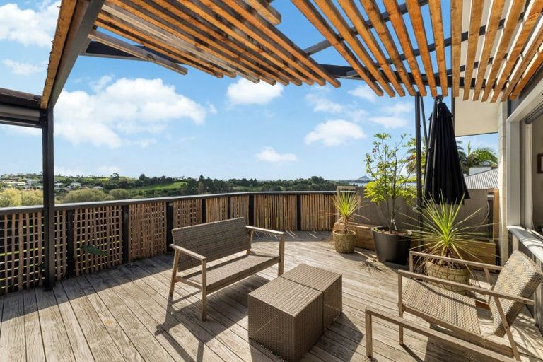 Photo of property in 5 Greenvale Place, Welcome Bay, Tauranga, 3112