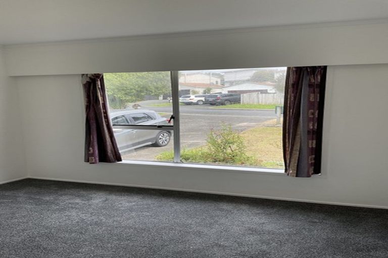 Photo of property in 1/5 Merriefield Avenue, Forrest Hill, Auckland, 0620