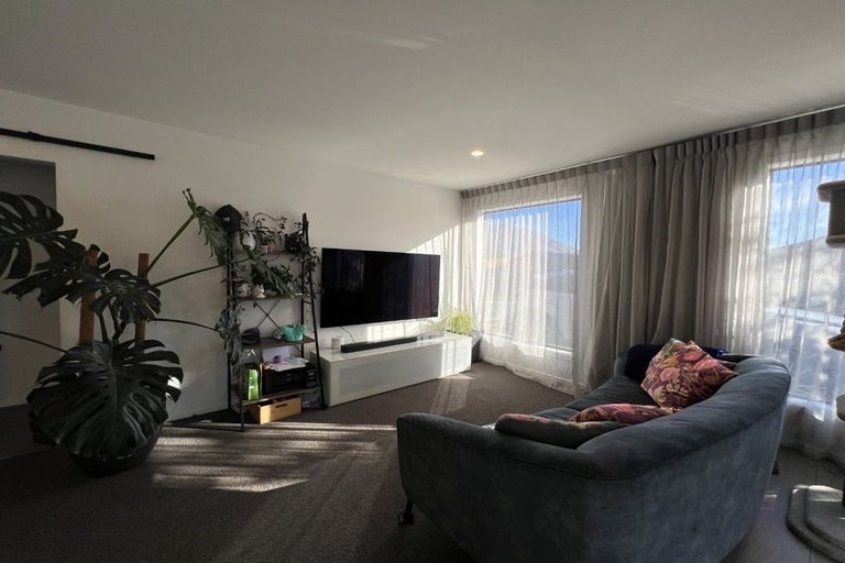 Photo of property in 43 Muster Road, Jacks Point, 9371