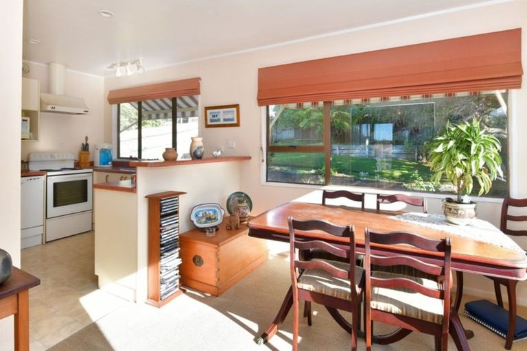 Photo of property in 17 Polkinghorne Drive, Manly, Whangaparaoa, 0930