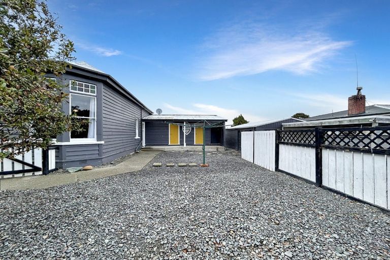 Photo of property in 224 Park Street, Winton, 9720