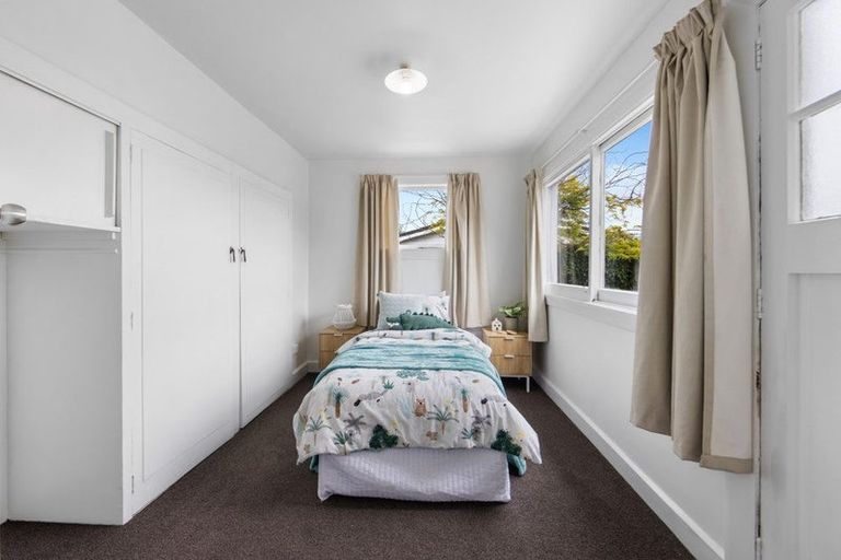 Photo of property in 1/235 Hills Road, Mairehau, Christchurch, 8013