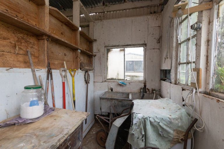 Photo of property in 34 Tokomaru East Road, Tokomaru, Palmerston North, 4474