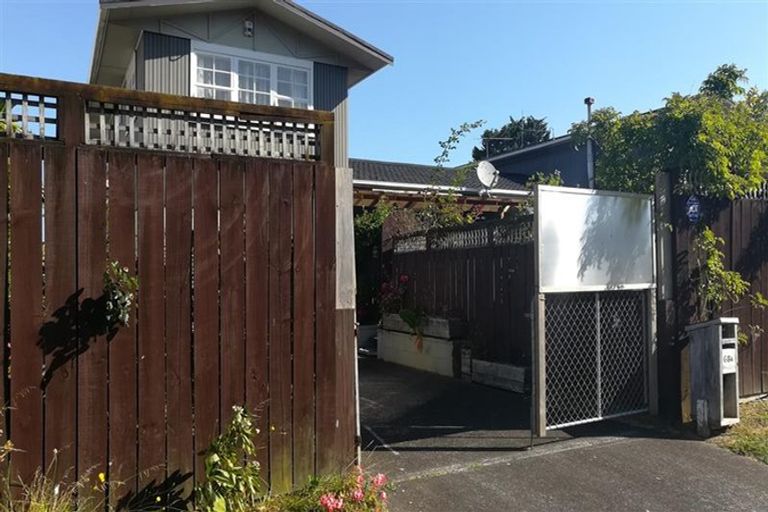 Photo of property in 68a Casuarina Road, Half Moon Bay, Auckland, 2012