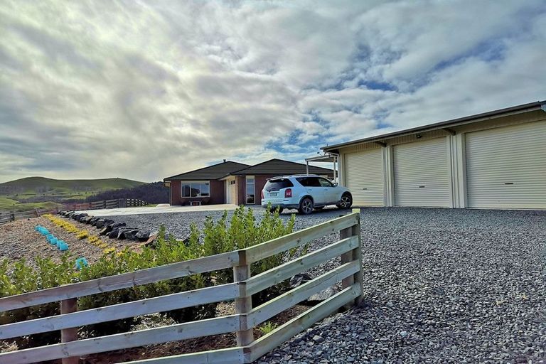 Photo of property in 66 Manu Drive, Kaiwaka, 0573