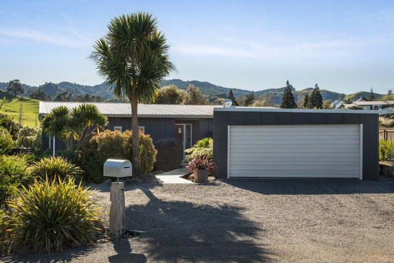 Photo of property in 8 Ridge View Place, Waihi, 3610