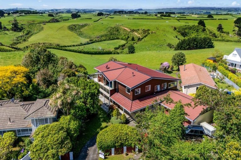 Photo of property in 38 Douglas Street, Hawera, 4610