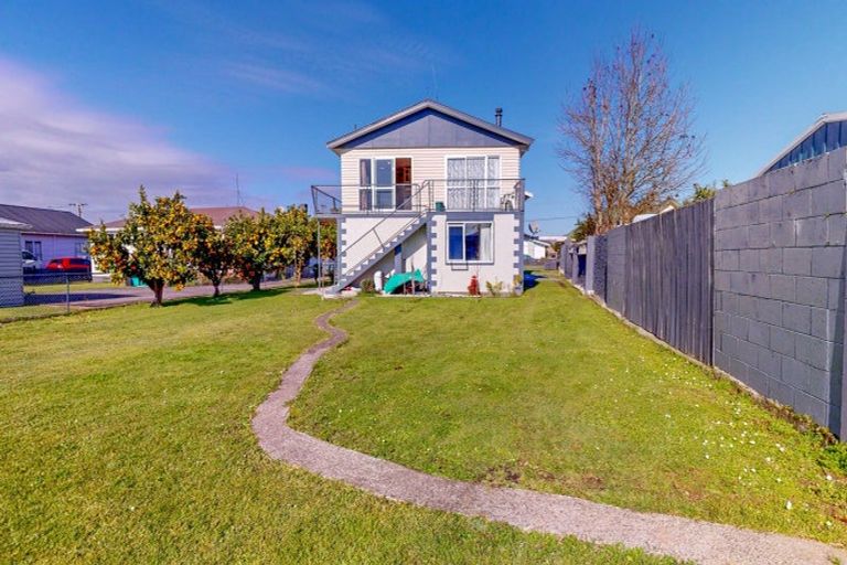 Photo of property in 20 Station Road, Paeroa, 3600