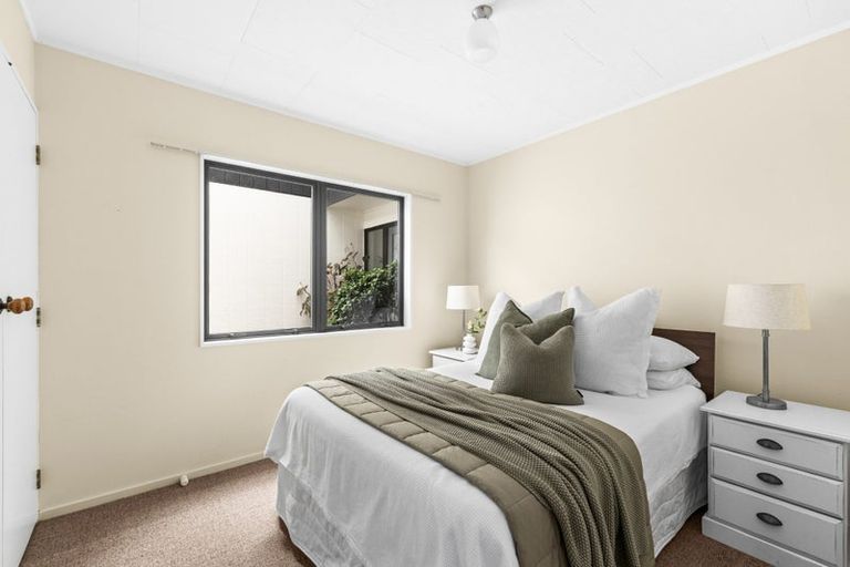 Photo of property in 2/23 Reeve Drive, Havelock North, 4130