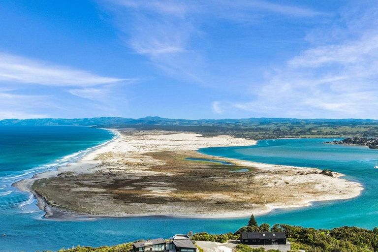 Photo of property in 24 Seacoast Road, Mangawhai Heads, Mangawhai, 0505