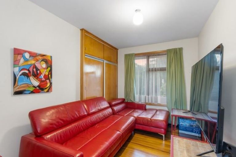 Photo of property in 24 Kinnaird Place, Hillmorton, Christchurch, 8025