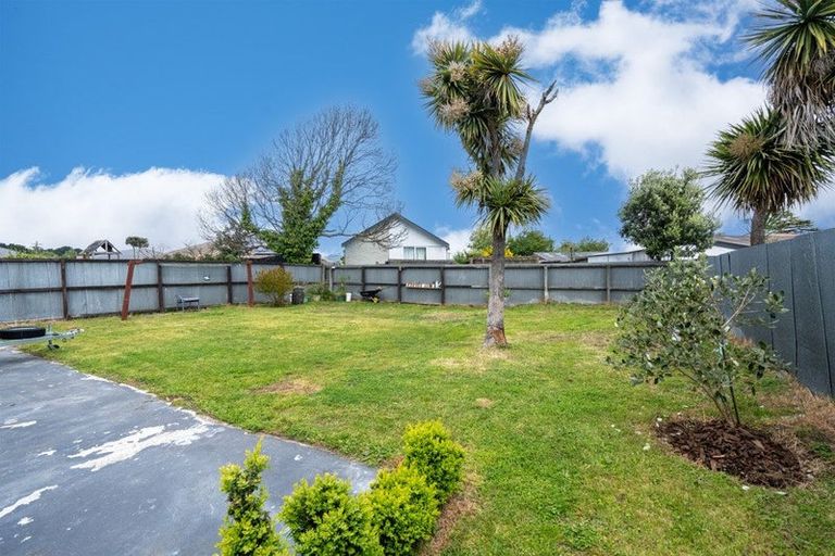 Photo of property in 27 Rookwood Avenue, New Brighton, Christchurch, 8083