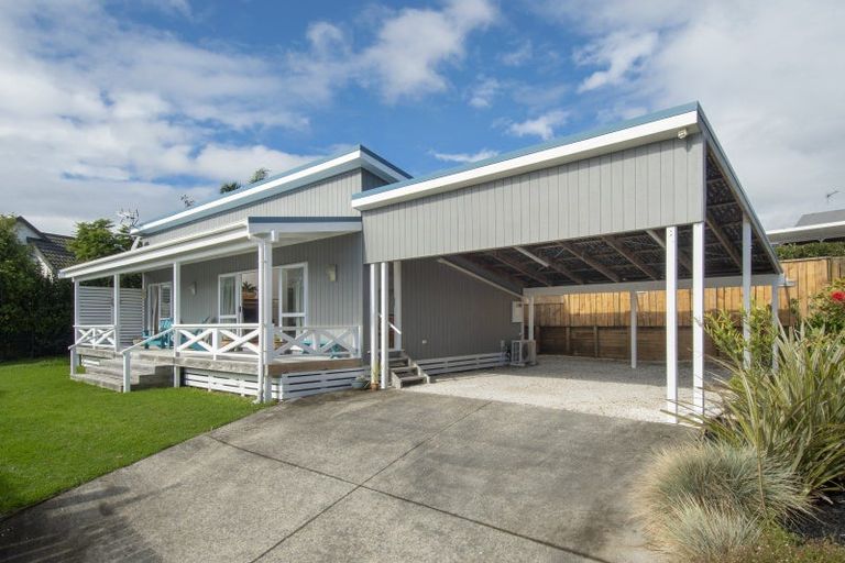 Photo of property in 32a Ruamoana Place, Omokoroa, 3114