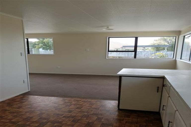 Photo of property in 290 Flaxmere Avenue, Flaxmere, Hastings, 4120