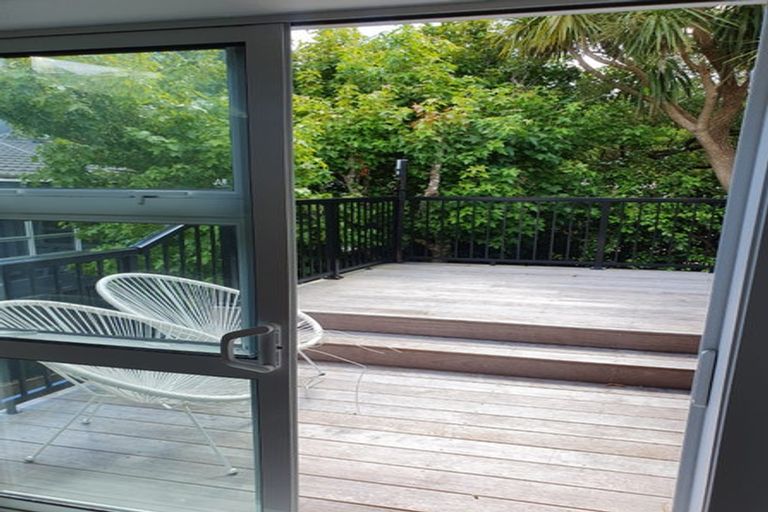 Photo of property in 36 Silverstream Road, Crofton Downs, Wellington, 6035