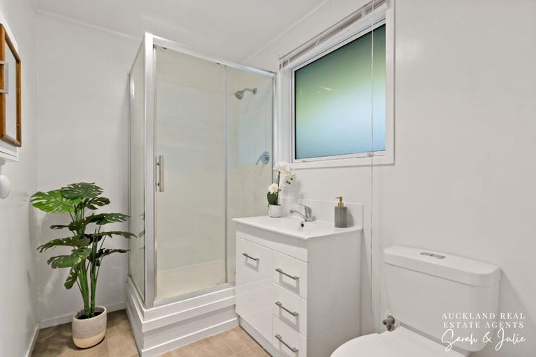Photo of property in 29c Mark Road, Mount Albert, Auckland, 1025