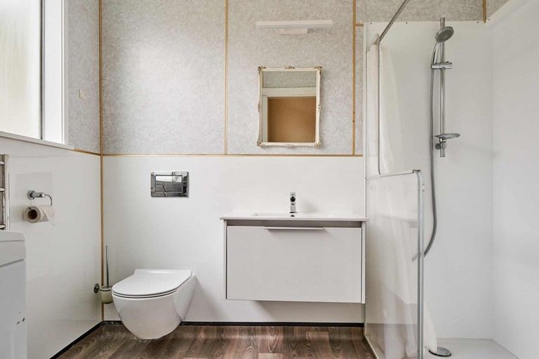 Photo of property in 20 Mcfarlane Street, Mount Victoria, Wellington, 6011