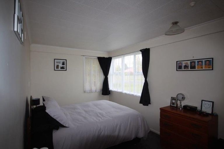Photo of property in 75 Robinson Avenue, Holdens Bay, Rotorua, 3010