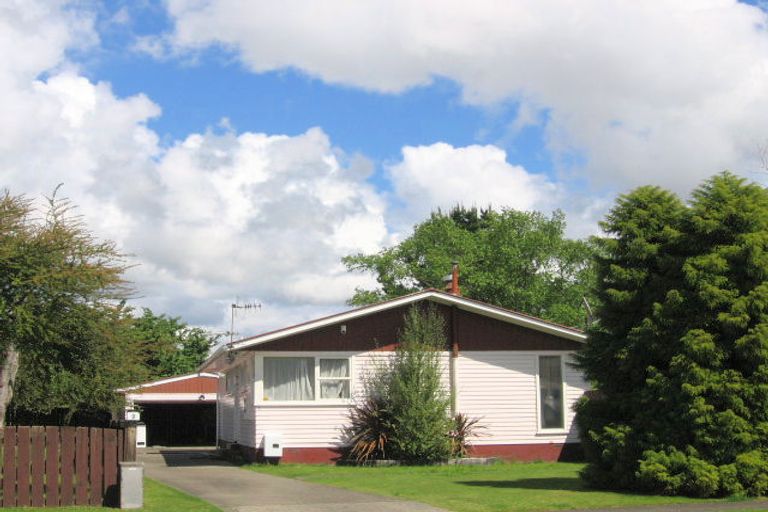 Photo of property in 2 Byron Grove, Owhata, Rotorua, 3010