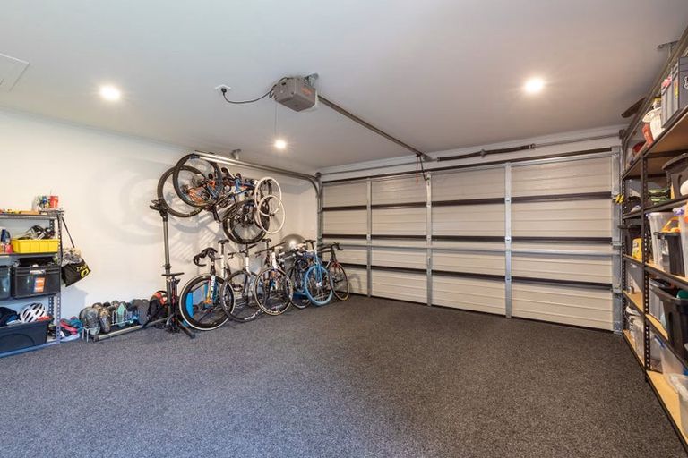 Photo of property in 2 Dyer Lane, Cambridge, 3434