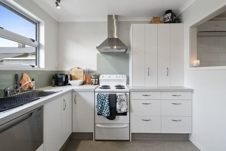 Photo of property in 2b Karaka Street, Hokowhitu, Palmerston North, 4410