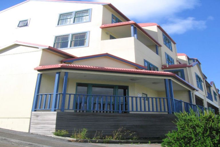 Photo of property in Grosvenor Cl, 3/6 Brown Street, Mount Cook, Wellington, 6021
