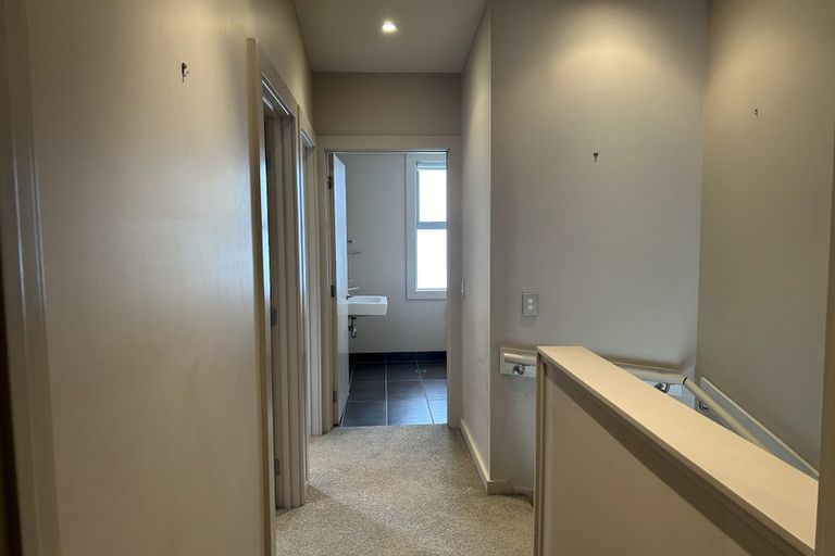 Photo of property in The Terraces, 12/9 Humber Street, Pandora, Napier, 4110