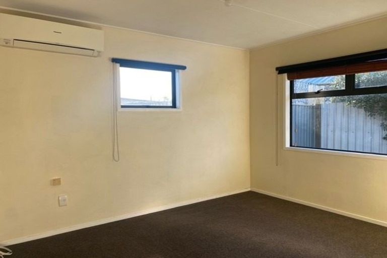 Photo of property in 1/42 Townshend Crescent, Greenmeadows, Napier, 4112