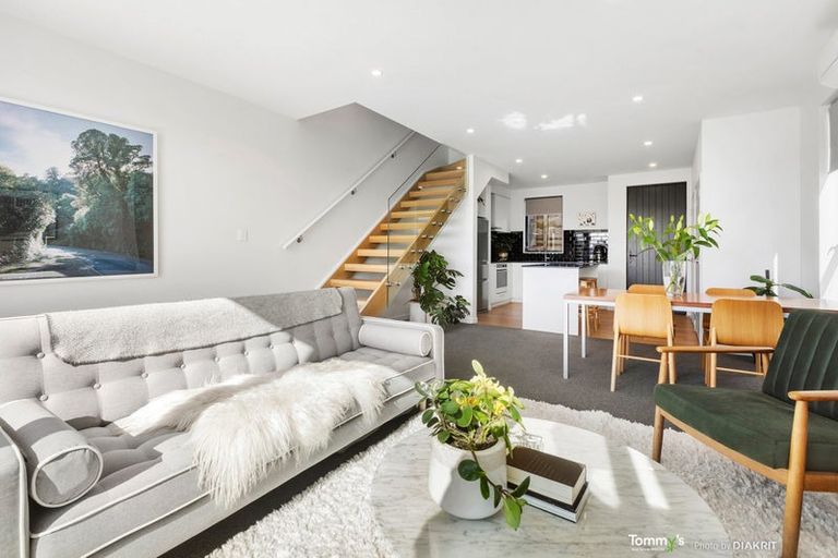 Photo of property in 7/52 High Street, Island Bay, Wellington, 6023