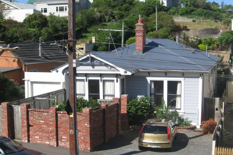 Photo of property in 175 Ohiro Road, Brooklyn, Wellington, 6021