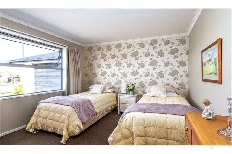 Photo of property in 24 Tancred Street, Geraldine, 7930