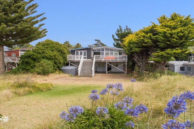 Photo of property in 81 Blue Pacific Parade, Riversdale Beach, Masterton, 5872