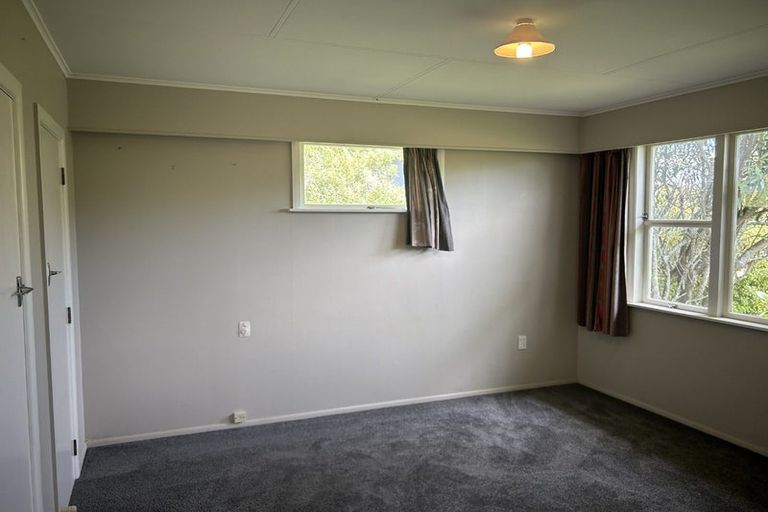 Photo of property in 16 Alfredton Road, Eketahuna, 4900