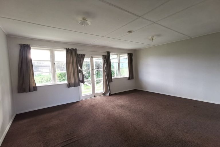 Photo of property in 3/24 Pomaria Road, Henderson, Auckland, 0610