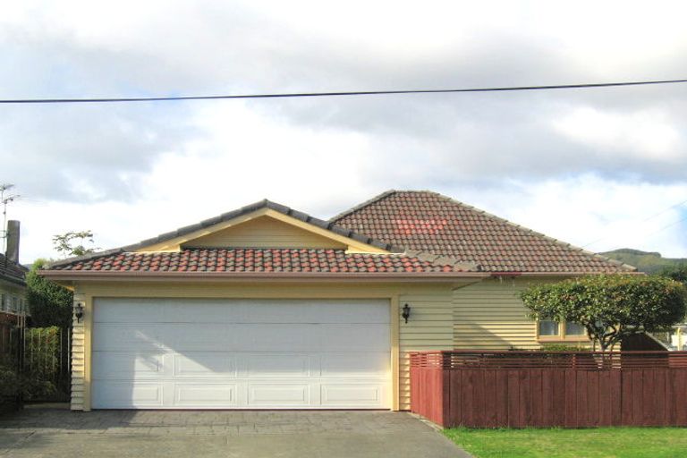 Photo of property in 19 Saint James Avenue, Boulcott, Lower Hutt, 5011