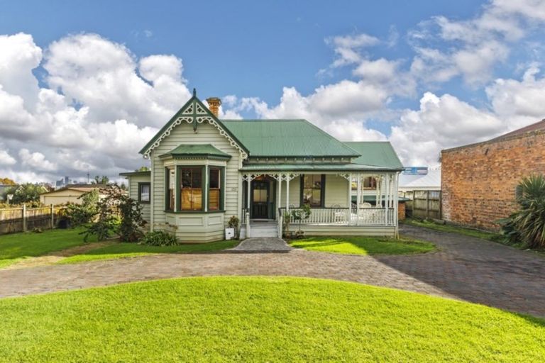 Photo of property in 159 Victoria Road, Devonport, Auckland, 0624