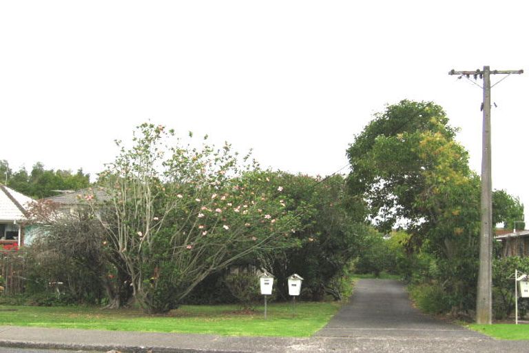 Photo of property in 1/22 Hillcrest Avenue, Hillcrest, Auckland, 0627