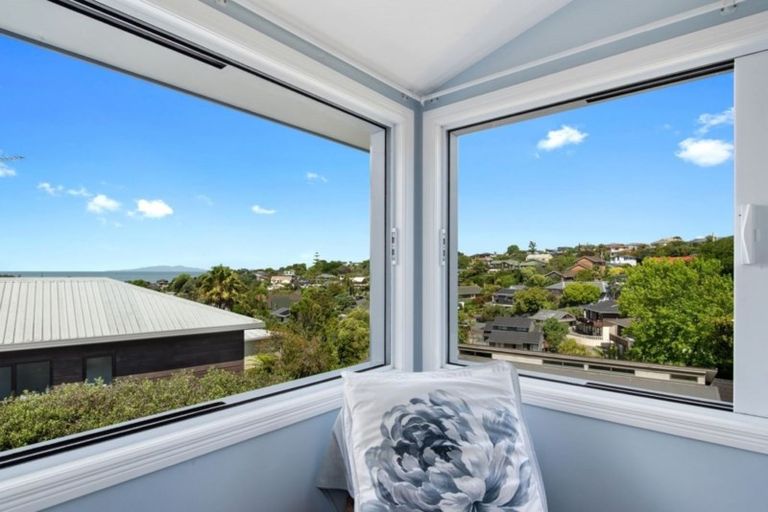 Photo of property in 47 Hebron Road, Waiake, Auckland, 0630