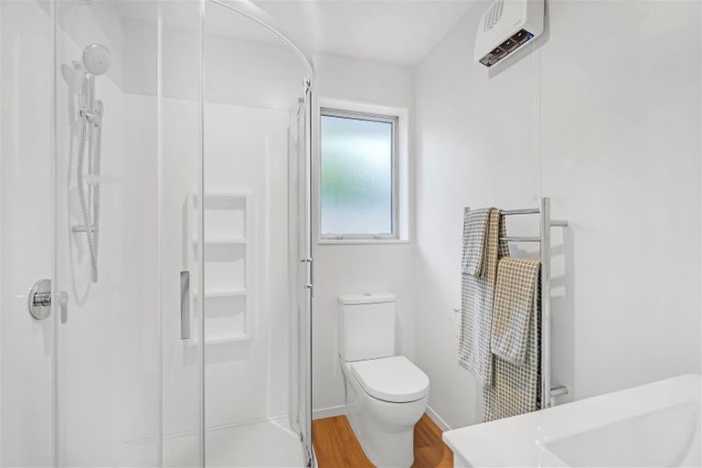 Photo of property in 9/3 Nyoli Street, Northcote, Christchurch, 8052