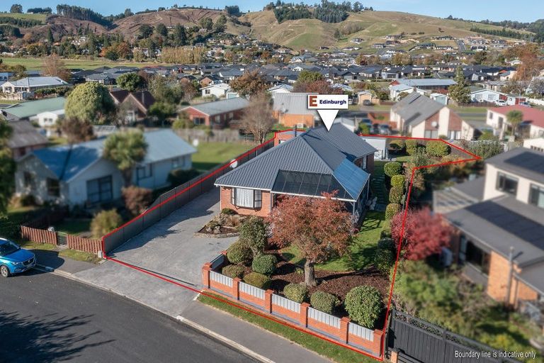 Photo of property in 20 Cedar Crescent, Mosgiel, 9024
