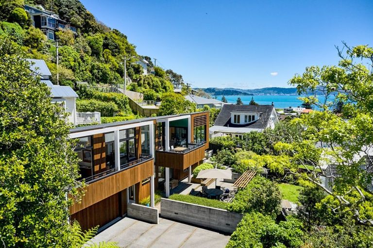 Photo of property in 4 Marama Terrace, Eastbourne, Lower Hutt, 5013