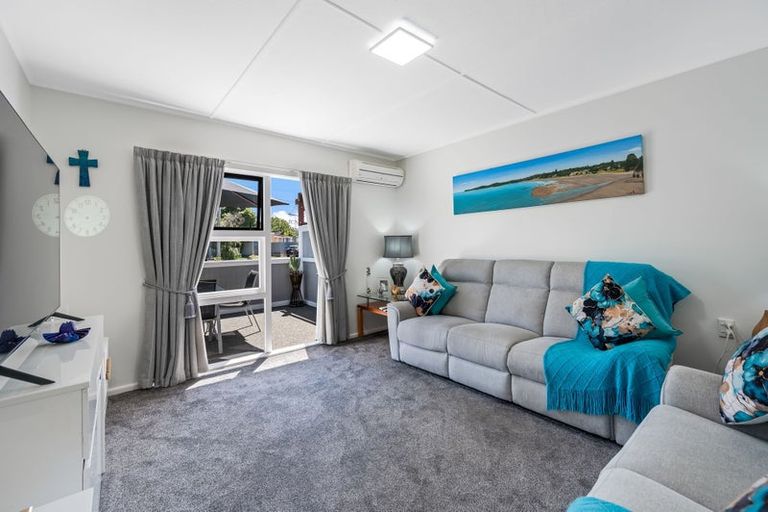 Photo of property in 76b Gloucester Street, Greenmeadows, Napier, 4112