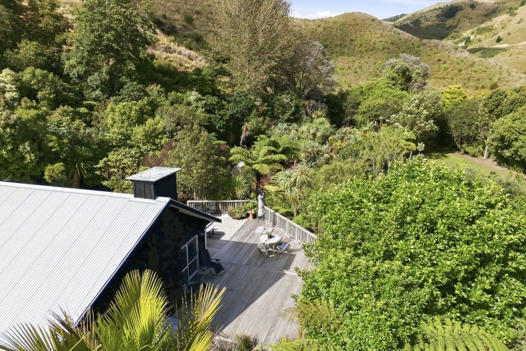 Photo of property in 132 Maui Pomare Road, Nikau Valley, Paraparaumu, 5032