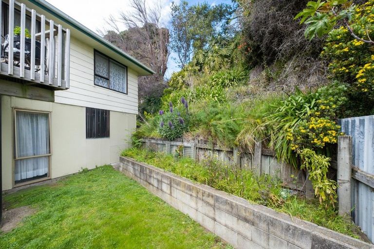 Photo of property in 1a Hornsey Road, Bluff Hill, Napier, 4110