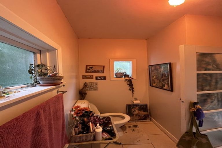 Photo of property in 19 Laura Avenue, Brooklyn, Wellington, 6021