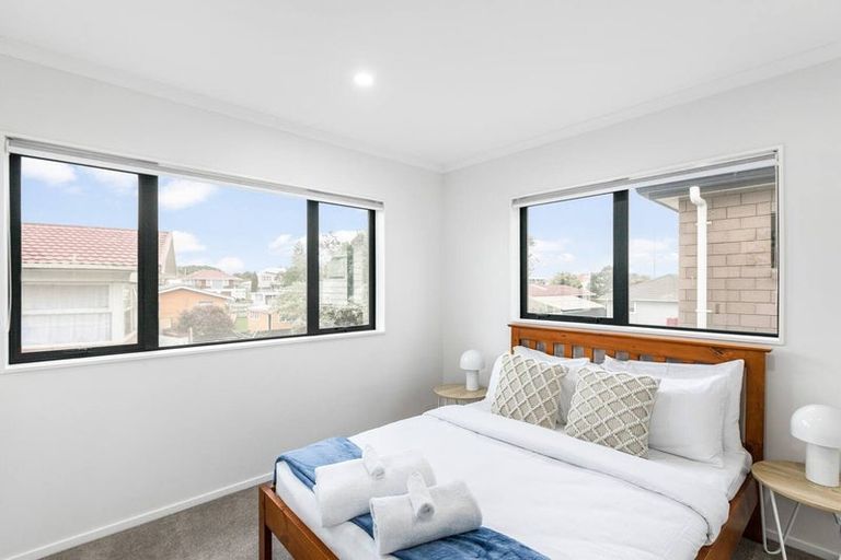 Photo of property in 8b Lynette Place, Mangere, Auckland, 2022