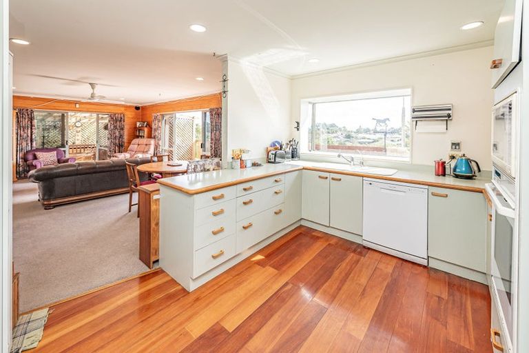 Photo of property in 11 Gumtree Rise, Otamatea, Whanganui, 4500